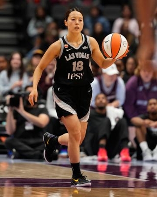 　ＷＮＢＡ・テンポ戦に出場したエースズの山本麻衣＝２３日、バンクーバー（ＮＢＡＥ提供・ゲッティ＝共同）