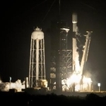 　２０２５年１月、米フロリダ州のケネディ宇宙センターから打ち上げられたスペースＸのロケット（ＡＰ＝共同）