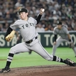 　ヤクルト戦に先発し、６回１失点で８勝目を挙げた巨人・竹丸＝東京ドーム