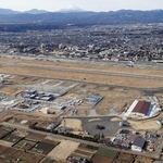 　東京・米軍横田基地＝２０２４年１２月（共同通信社ヘリから）
