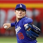 　ダイヤモンドバックス戦に先発したドジャース・山本。５回２／３を投げ３安打無失点と好投したが勝敗は付かなかった＝フェニックス（共同）