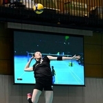 　バレーボール女子日本代表の合宿で汗を流す主将の石川真佑＝味の素ナショナルトレーニングセンター