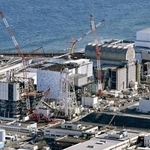 　東京電力福島第１原発。（左から）１号機、２号機、３号機、４号機＝２０２５年２月（共同通信社ヘリから）