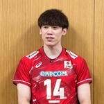 　取材に応じるバレーボール男子日本代表の石川祐希＝１８日、東京都内