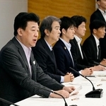　福島県内の除染で出た土などの県外最終処分に向けた全閣僚会議で発言する木原官房長官＝２５日午前、首相官邸