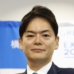 　横浜市の山中竹春市長