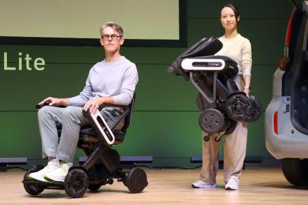 軽量化した電動車いす販売|全国海外|神戸新聞NEXT