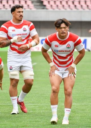 　カナダ戦に向けて前日練習を行った広瀬（右）＝デンカビッグスワンスタジアム
