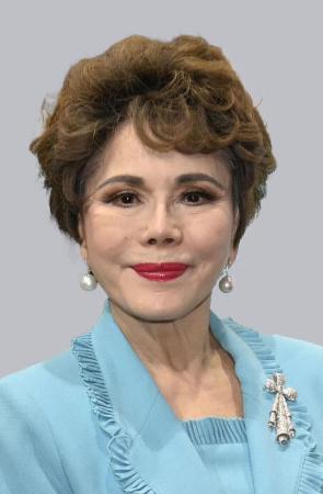 デヴィ・スカルノ氏