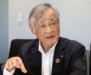 　記者説明会を開くエア・ウォーターの千歳喜弘社長＝１７日午後、東京都内