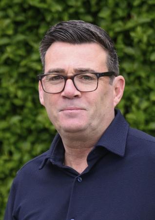 　英国のバーナム首相（ゲッティ＝共同）
