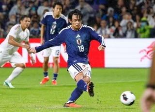 　日本-ベネズエラ　試合終了間際、決勝ＰＫを決める上田＝エディオンピースウイング広島