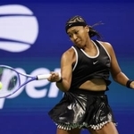 　女子シングルス１回戦でプレーする大坂なおみ＝ニューヨーク（ＡＰ＝共同）