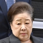 　韓鶴子被告