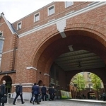 　学校法人同志社＝京都市上京区