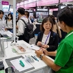 　「セミコン台湾」に宮城県・仙台市が出展したブース＝２日、台北市（共同）