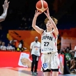 　マリ戦でシュートを放つ林＝ベルリン（（Ｃ）ＦＩＢＡ）