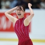 　フィギュアスケートのジュニアＧＰタイ大会、フリーの演技を終え、笑顔を見せる金沢純禾＝４日、バンコク（ゲッティ＝共同）