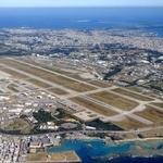 　沖縄県の米軍嘉手納基地＝２０２３年（共同通信社機から）　