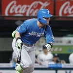 　９回日本ハム２死二塁、代打清宮幸が右前に同点打を放つ＝ベルーナドーム