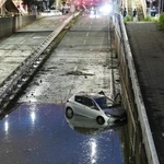 　冠水した千葉市内のアンダーパス＝８月