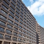 　兵庫県庁＝神戸市中央区