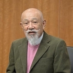 　１９日、モスクワの日本大使館で記者会見する日本財団の笹川陽平名誉会長（共同）