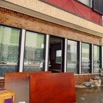　店内が浸水したラーメン店「あじさい」＝２２日午後、千葉県大網白里市
