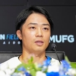 　引退試合を前に、記者会見する日本ハムの中島卓也内野手＝２２日、エスコンフィールド北海道