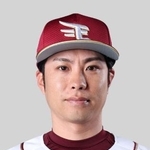 　楽天の辛島航投手