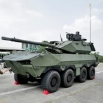 　報道陣に公開された台湾製の新型戦闘車両＝２３日、台南市（共同）