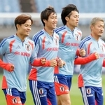 　ウルグアイ戦に向け最終調整する（左から）久保、鎌田ら＝キューアンドエースタジアムみやぎ