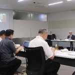 　神戸市精神保健福祉専門分科会＝８月、神戸市中央区