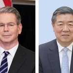 　ベセント米財務長官（ゲッティ＝共同）、中国の何立峰副首相