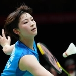 　アジア大会バドミントン女子団体決勝、中国戦でプレーする宮崎友花＝２４日（ゲッティ＝共同）