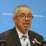 　記者会見するＷＨＯのテドロス事務局長＝２５日、米ニューヨークの国連本部（共同）