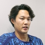 　取材対応するＤｅＮＡの藤浪晋太郎投手＝２７日、東京都稲城市