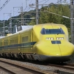 　東海道・山陽新幹線の点検車両「ドクターイエロー」Ｔ５編成（ＪＲ西日本提供）