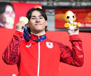 　男子スプリントで金メダルを獲得した太田海也＝伊豆ベロドローム