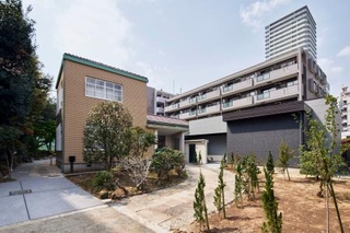 　東京都豊島区にある旧江戸川乱歩邸（立教大提供）
