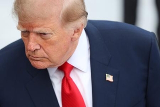 　トランプ米大統領＝９日、ワシントン（ＡＰ＝共同）