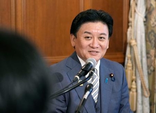 　閣議後に記者会見する武部農相＝１６日午前、国会