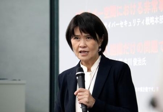 　サイバー攻撃の状況について話すトレンドマイクロのエバ・チェンＣＥＯ＝１９日午後、東京都新宿区