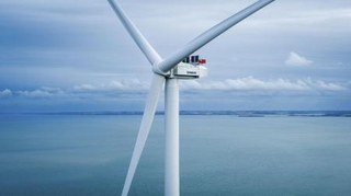 　洋上風力発電設備（ベスタス社提供）