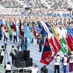 　２０２５年に滋賀県で行われた「わたＳＨＩＧＡ輝く国スポ」の総合開会式＝平和堂ＨＡＴＯスタジアム