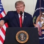 　１日、米南部テキサス州で演説するトランプ大統領（ＡＰ＝共同）