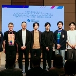 　インディーゲームに関するイベントに登壇したゲーム制作会社の幹部ら＝３日午後、大阪市