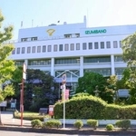 　大阪府泉佐野市役所＝２日
