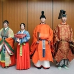 　時代祭を前に公開された長束正家（右端）、小野小町（左端）などの衣装＝５日午前、京都市左京区