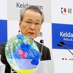 　記者会見する経団連の筒井義信会長＝５日午後、東京都千代田区